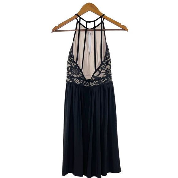Morgan & Co. Lace Keyhole Strappy Back Dress Black Nude - Picture 4 of 9